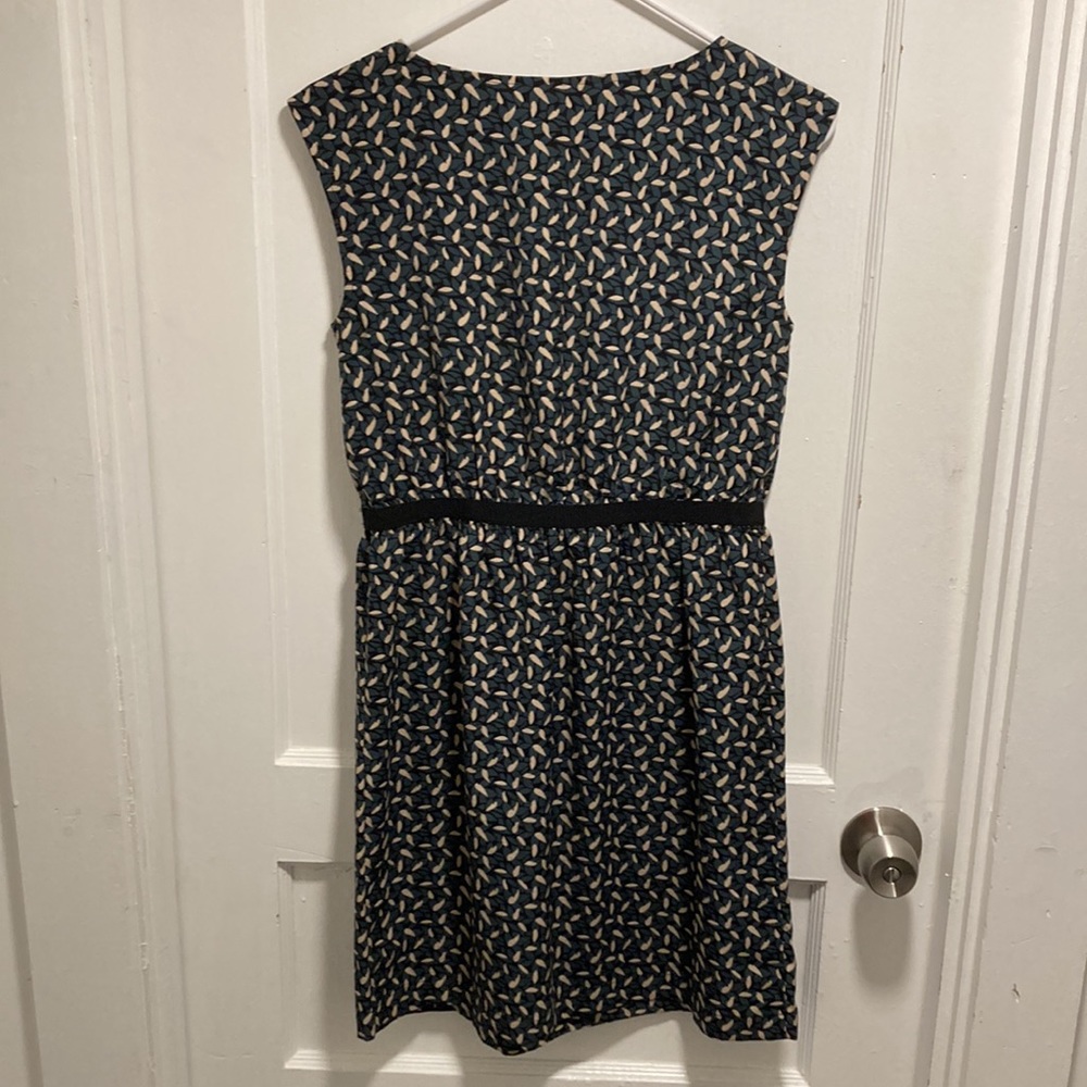 LOFT Dress - Picture 3 of 11